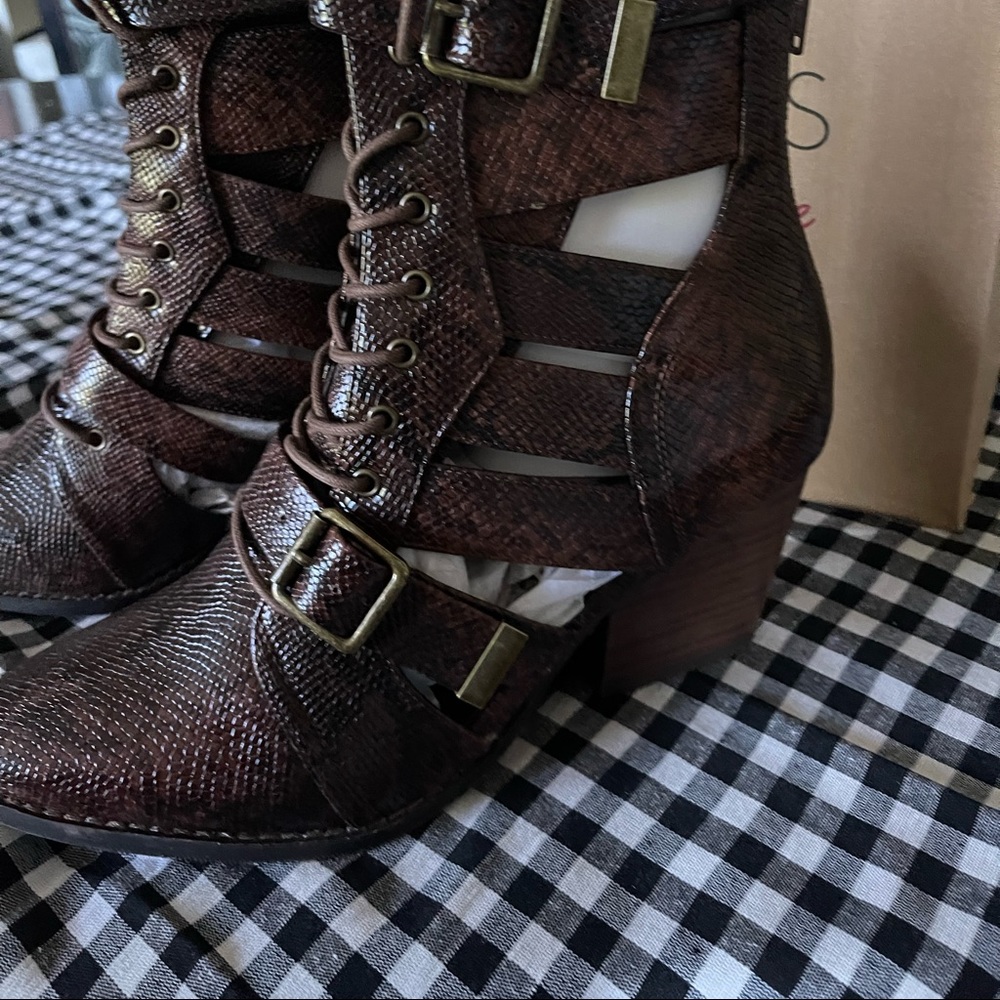 Matisse Getty brown snake boots
